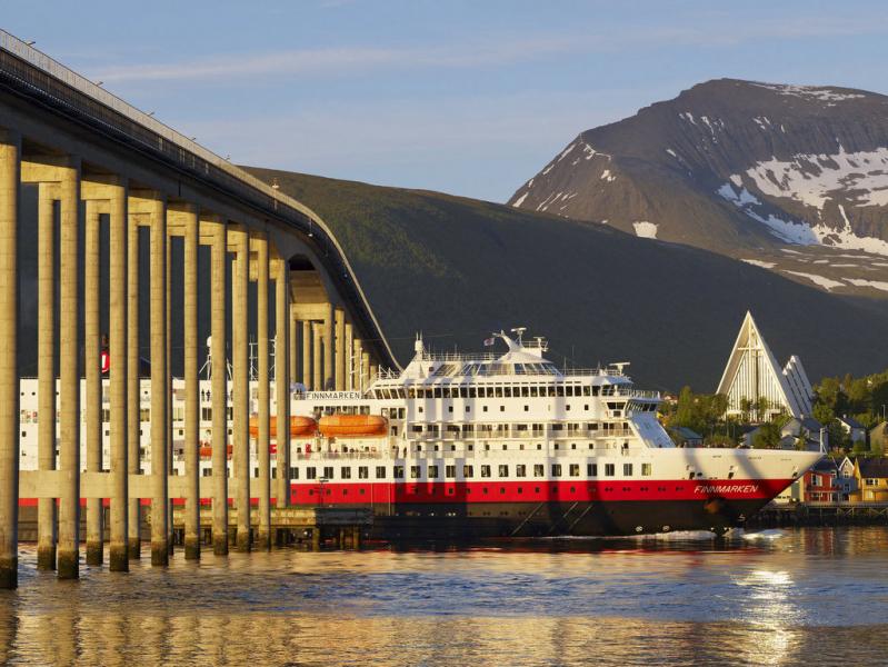 Pont de Tromso, Norvège © Baard Loeken - Innovation Norway