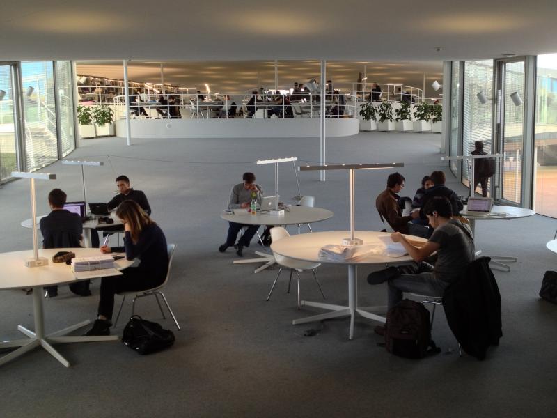 Rolex Learning Center, Lausanne, Suisse 