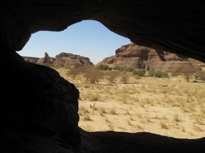 Grotte abritant des peintures rupestres, Ennedi, Tchad