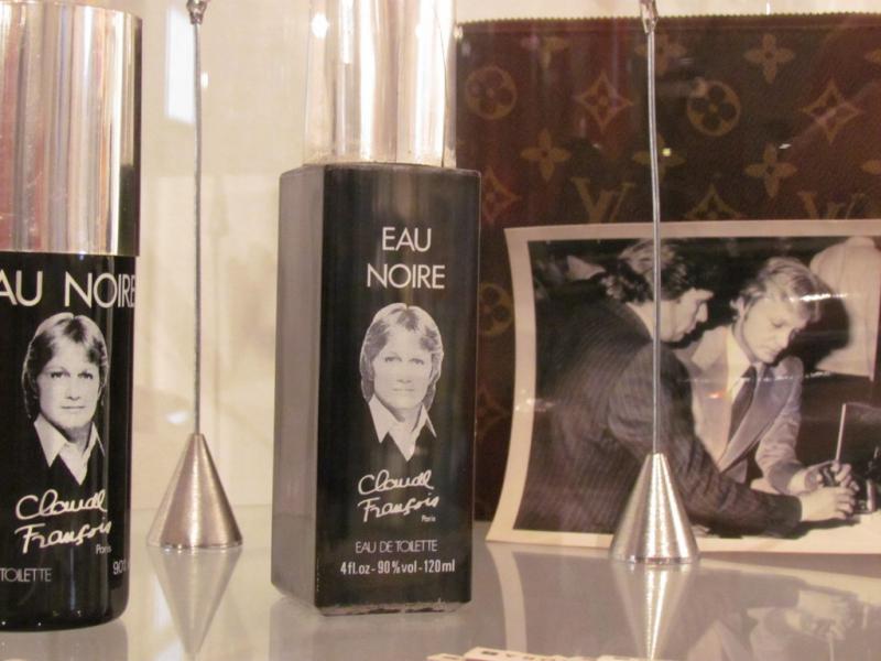 "Eau noire", parfum créé par Claude François, Moulin de Dannemois