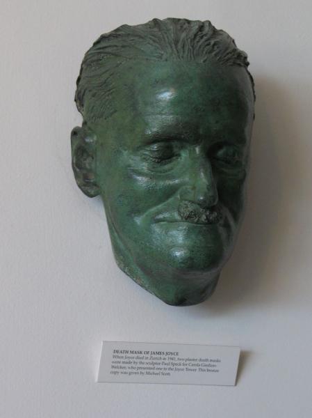 Masque mortuaire de J. Joyce, James Joyce Museum, Dublin