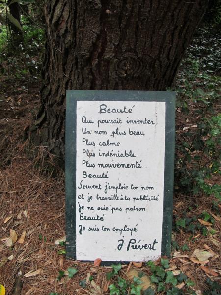 Jardins en hommage à Jacques Prévert, Saint-Germain-des-Vaux, Manche