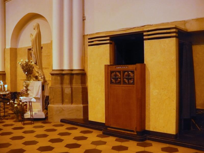 Confessionnal Art déco, église Sainte-Croix, Bruxelles