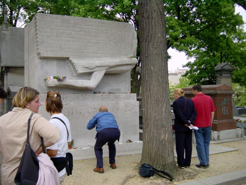 tombe d'Oscar Wilde, Père Lachaise, Paris